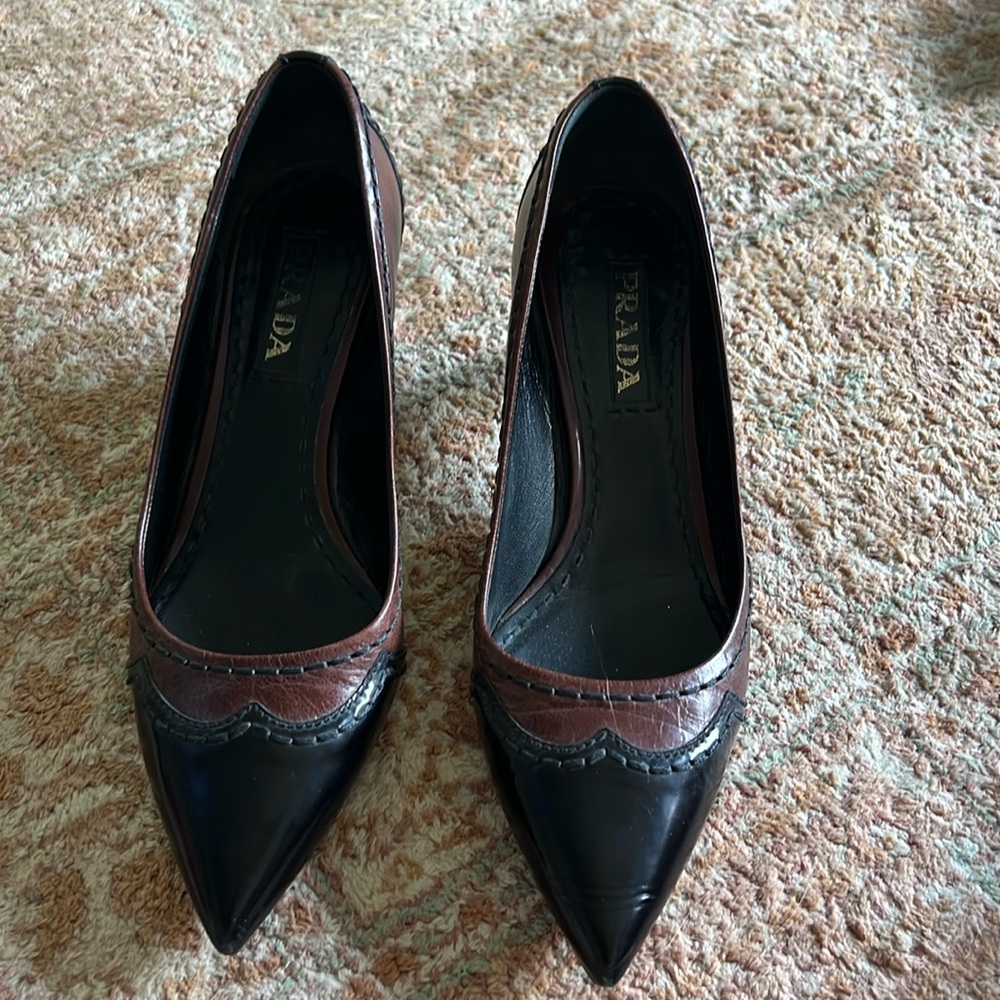 Prada kitten heel w pointed toe